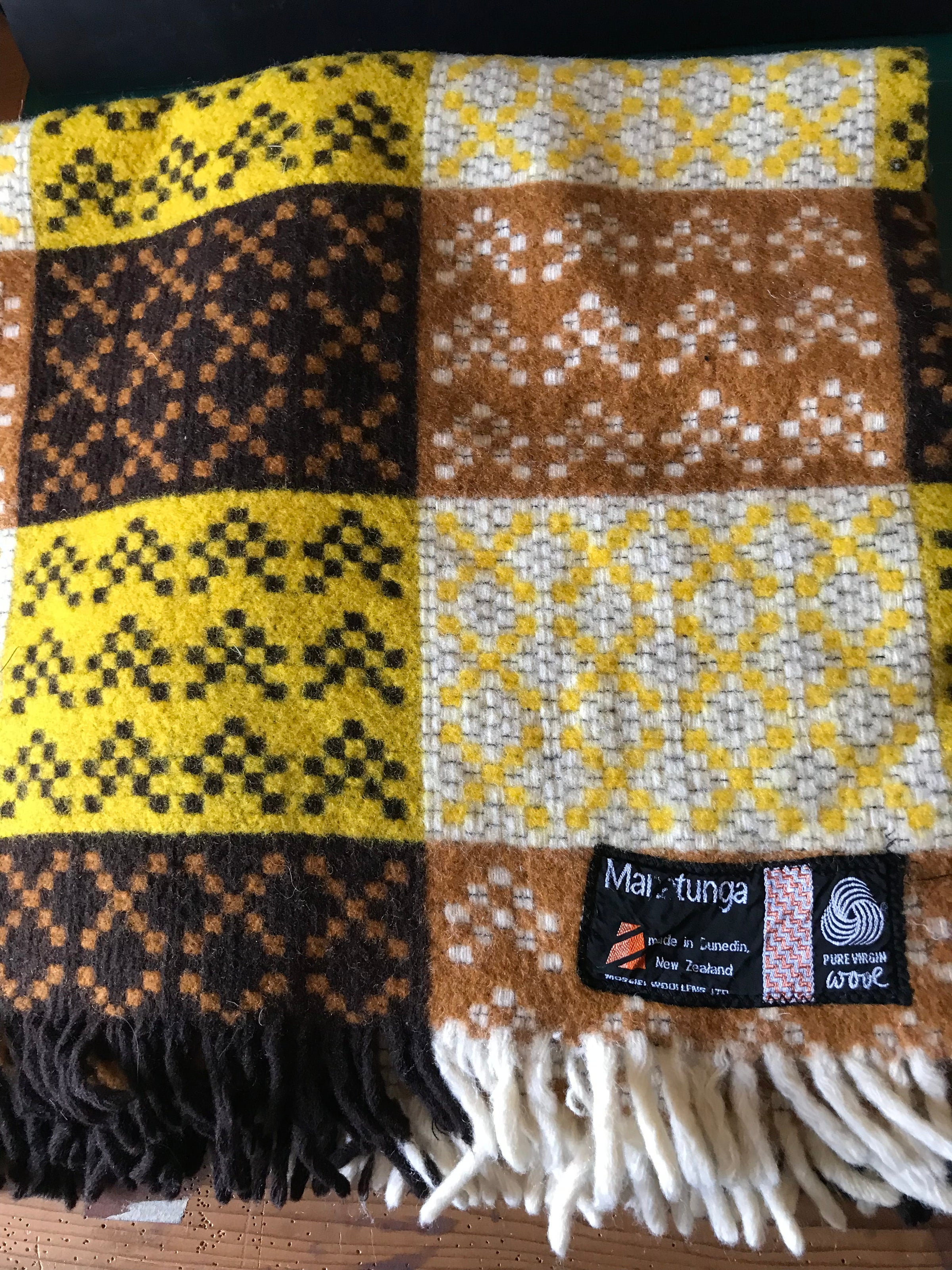 Manatunga Rug Manatunga Tukutuku Wool Rug Vintage New Zealand | 310 BIS