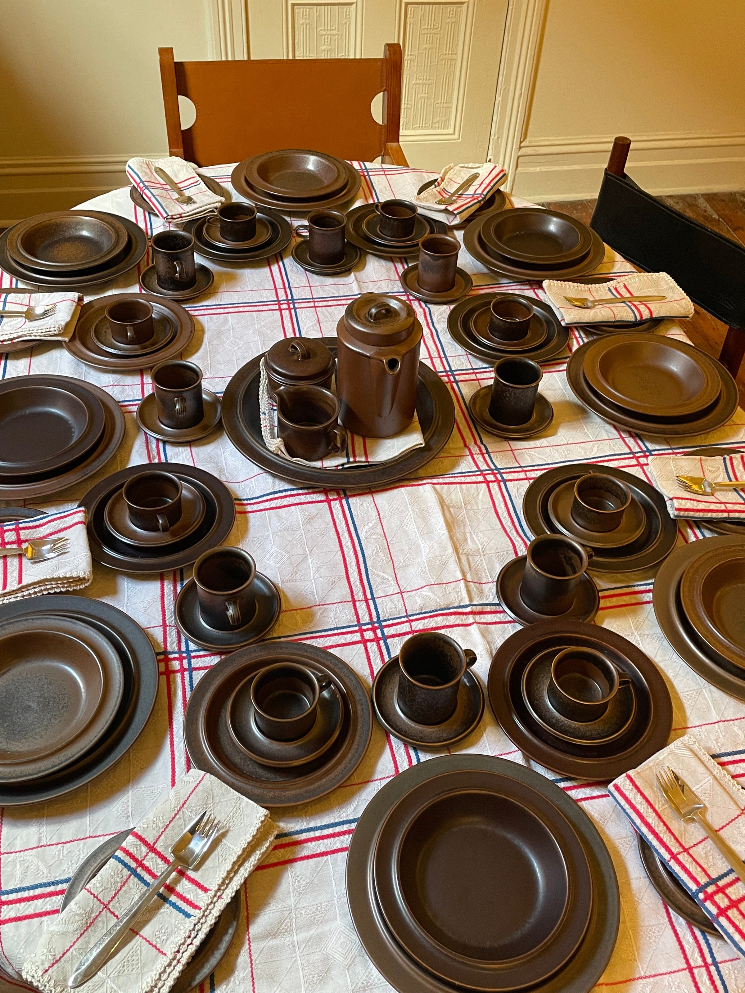 Arabia Ruska Finland Dinner Set for 8 Scandinavian Mid