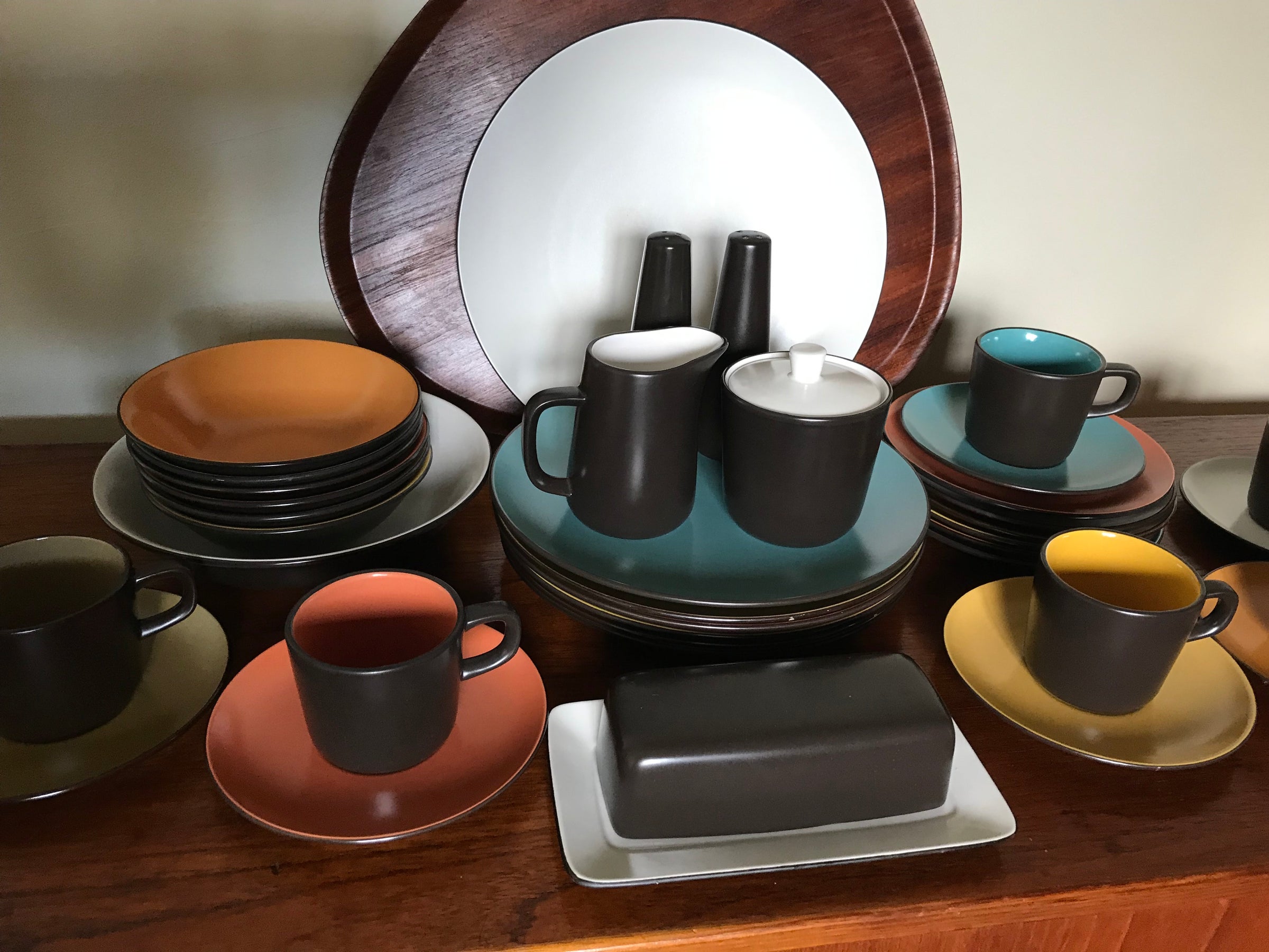 Mikasa Terra Stone　皿　20cm：4枚、24cm：６枚 Mikasa Terra Stone Vintage Dinner Set & Serving Pieces MCM